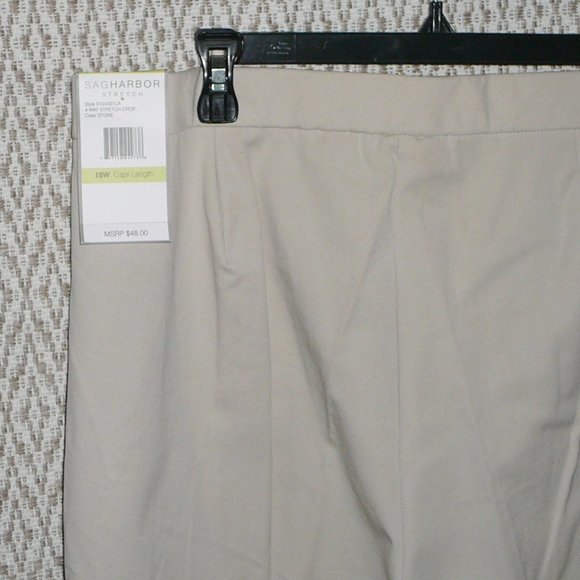 NWT Sag Harbor Capri Crop Pants 4-way Stretch Size 18W Pull-On Slimming - Picture 2 of 10